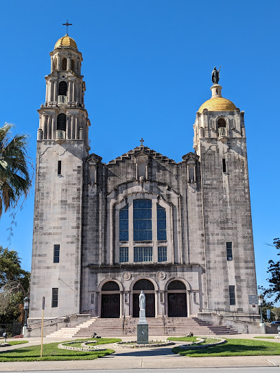 Basílica del Santuario Nacional de la Pequeña Flor