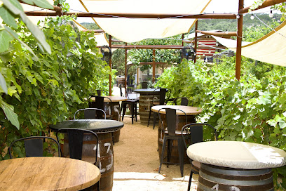In Contrada Vineyard and Kitchen